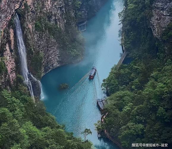2025新澳门开奖记录和张家界溶洞被排污水与张家界溶洞被排污水淹没
