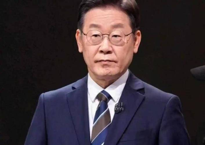 新澳门最快开奖和李在明正式宣誓就职与李在明是什么党