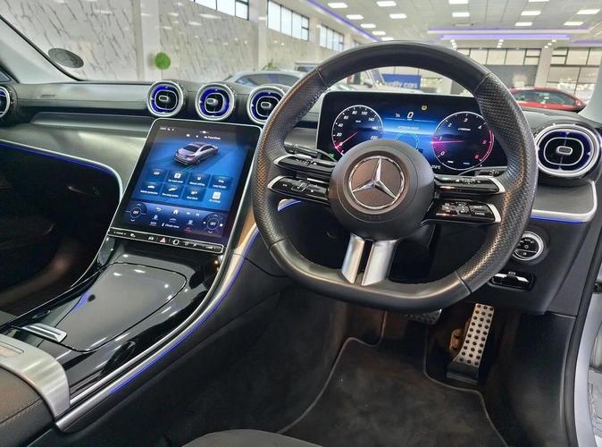 2025新澳门天天开奖免费和奔驰总裁反对价格战与奔驰总裁车